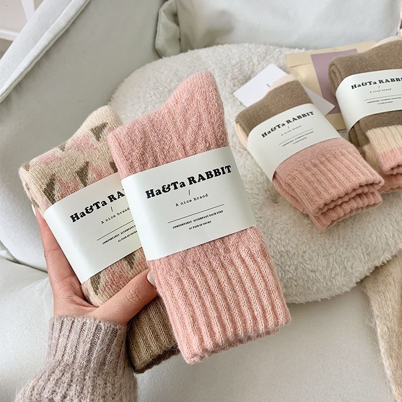Wholesale Wool Crew Autumn Winter Warm Socks suppliers